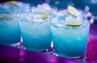 Cocktail “Blue Lagon”
