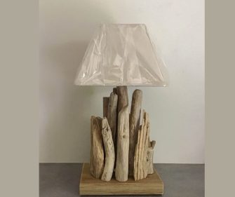 Comment fabriquer une lampe en bois flotté