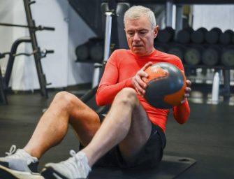 Quels sports pratiquer pour éviter d’avoir du ventre à partir de 50 ans ?