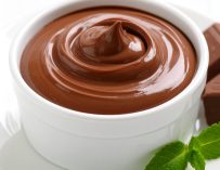 Crème dessert au chocolat : la recette ultra fondante qui fait l’unanimité