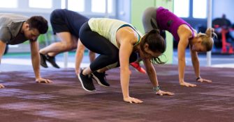 Burpees : le mouvement explosif qui réveille tout le corps