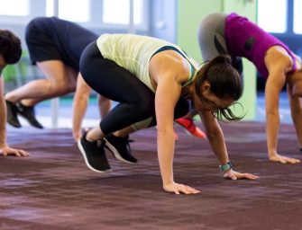Burpees : le mouvement explosif qui réveille tout le corps