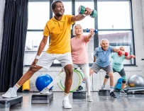 Rester solide sur ses jambes après 75 ans : le vrai secret pour continuer à profiter de la vie