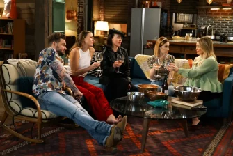 Younger : la série légère, drôle et réconfortante qu’on regarde “juste un épisode”… avant d’en enchaîner cinq