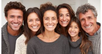 Les jeunes sont-ils vraiment moins intelligents… ou leur cerveau fonctionne-t-il simplement autrement ?