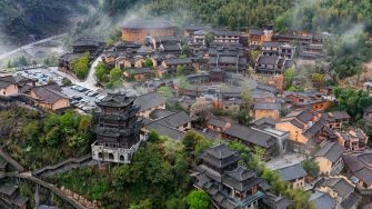 Wangxian Valley : quand la Chine prend des airs de conte suspendu