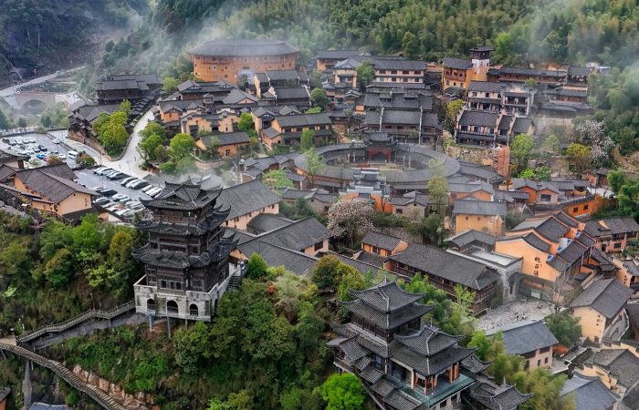 Wangxian Valley : quand la Chine prend des airs de conte suspendu